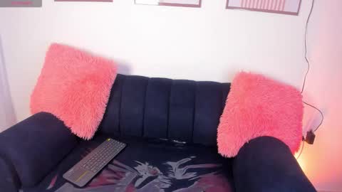 Chloe online show from February 2026 12:45:02 PM