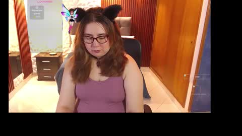 chloe_prg online show from September 2025 05:07:02 AM