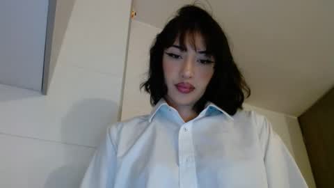 Snapshot of chloe_snoww chatting on October 2025 10:50:01 PM cloes  online show from October 2025 10:50:01 PM
