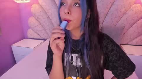   online show from December 2024 09:37:01 PM