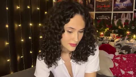 chloe online show from January 2025 05:43:02 AM