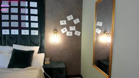 chloee white online show from March 2026 09:44:01 AM