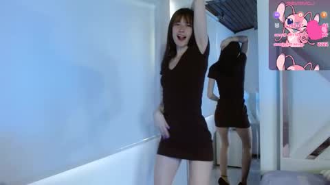 Chloe online show from November 2025 09:15:02 PM