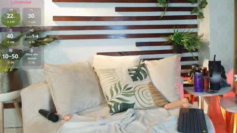 .. Chloe .. online show from January 2026 07:56:02 PM