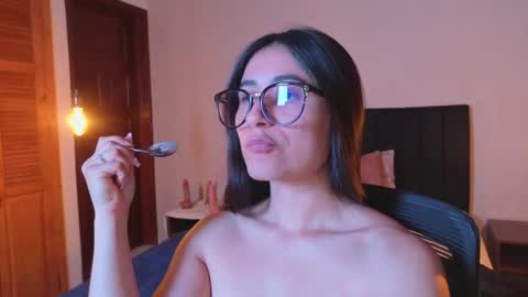 Snapshot of chloeturner_ chatting on February 2026 09:37:02 PM ChloeTurner online show from February 2026 09:37:02 PM