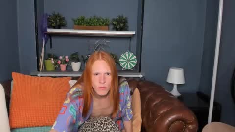 Chloe online show from September 2025 11:45:02 AM