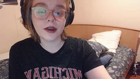 chmiri online show from November 2025 01:44:02 PM