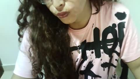 Snapshot of chochohot45 chatting on February 2025 05:53:02 AM chochohot45 online show from February 2025 05:53:02 AM