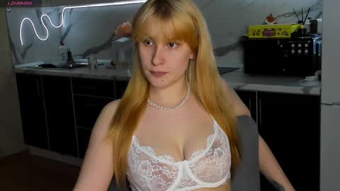 Snapshot of choco_meowx chatting on February 2026 07:45:02 PM choco_meowx online show from February 2026 07:45:02 PM