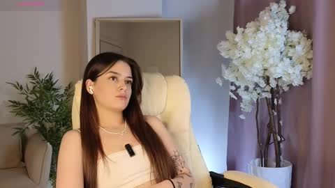 Snapshot of chocolatem1lk chatting on September 2025 12:05:02 PM Jane online show from September 2025 12:05:02 PM
