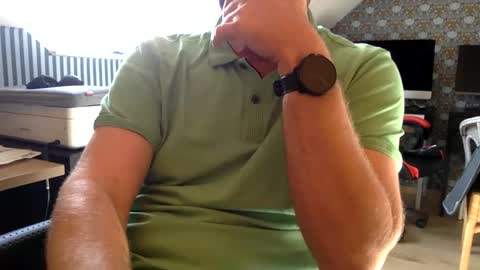 chris13abcd online show from October 2025 09:40:01 AM