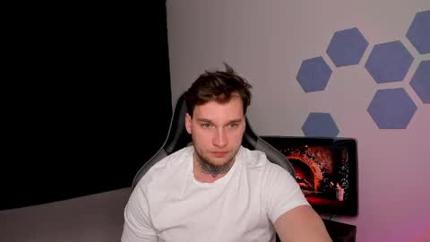 Snapshot of chris_tyson chatting on May 2026 10:14:02 PM Chris Tyson online show from May 2026 10:14:02 PM