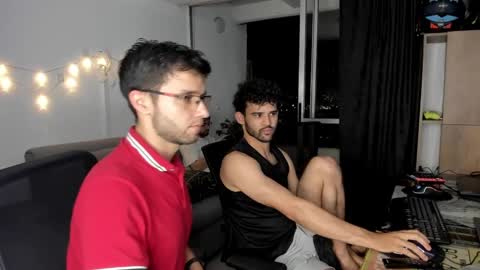 Im Chirs IM MODEL INDEPENDT online show from February 2025 02:19:01 AM