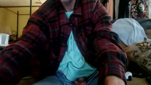 Snapshot of chrisintn chatting on September 2025 06:22:01 PM chrisintn online show from September 2025 06:22:01 PM
