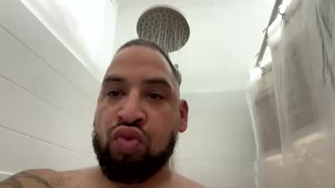 chrisr4203 online show from February 2026 12:20:02 AM