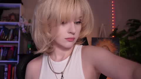 Snapshot of chriss_foxx chatting on May 2026 03:50:01 PM chriss_foxx online show from May 2026 03:50:01 PM
