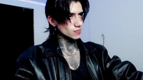 CHRIS  INDEPENT MODEL online show from February 2025 09:17:01 PM