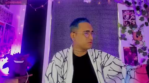 Christian Wang online show from January 2025 01:06:02 PM