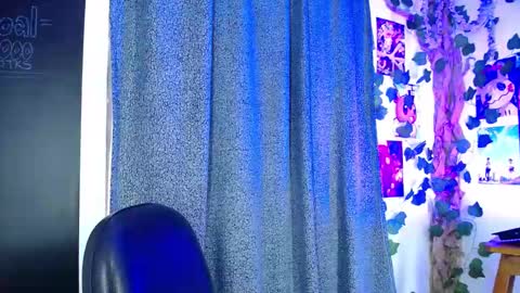 Christian Wang online show from February 2025 02:37:01 PM