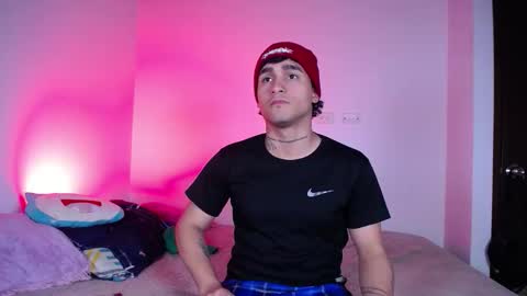 Christian Wang online show from October 2025 11:25:02 PM