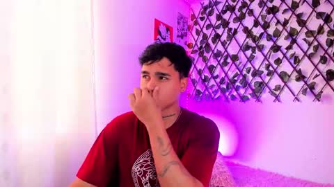 Christian Wang online show from January 2026 06:01:01 PM