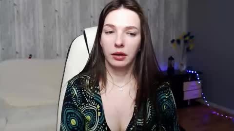 Christi online show from February 2025 08:48:02 AM