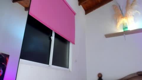 Snapshot of chrisstianford chatting on October 2025 06:25:01 AM Hi dont forguet to follow me online show from October 2025 06:25:01 AM