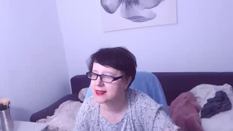 Christa online show from January 2026 07:38:01 PM