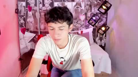 Snapshot of christian_foxx chatting on February 2026 01:31:02 PM Christian online show from February 2026 01:31:02 PM