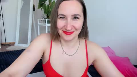 christina rosse online show from May 2026 03:07:02 PM
