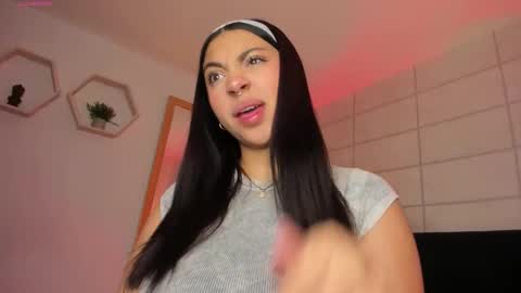 Christine  online show from September 2025 11:56:01 AM