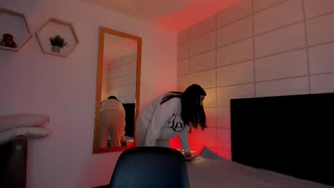 Christine  online show from February 2026 12:20:01 PM