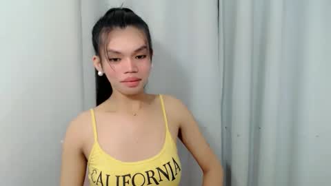 Snapshot of christine_slutt chatting on October 2025 01:53:02 AM STEFFY online show from October 2025 01:53:02 AM