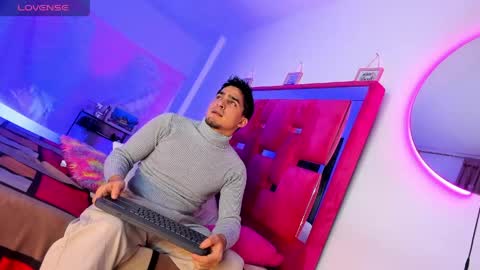 christopher online show from April 2026 11:21:01 PM
