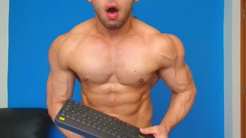 Snapshot of christopher_w chatting on January 2025 06:49:01 PM Christopher online show from January 2025 06:49:01 PM