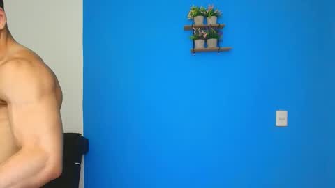 Snapshot of christopher_w chatting on September 2025 09:38:01 PM Christopher online show from September 2025 09:38:01 PM