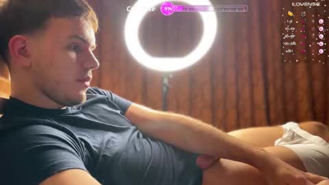 Christopher online show from February 2026 03:39:01 PM