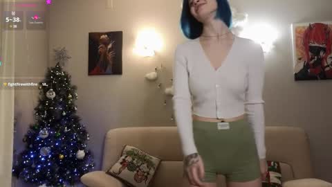 Snapshot of christy_memeow chatting on January 2025 03:31:02 PM christy memeow online show from January 2025 03:31:02 PM