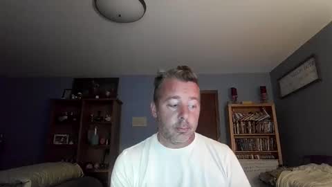 Snapshot of chrisw8121 chatting on September 2025 11:37:01 PM chrisw8121 online show from September 2025 11:37:01 PM