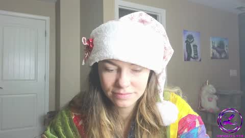 Snapshot of chroniclove chatting on December 2024 01:24:02 PM Marley online show from December 2024 01:24:02 PM