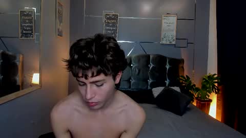 Snapshot of chrristopher77 chatting on October 2025 01:57:02 PM chrristopher77 online show from October 2025 01:57:02 PM