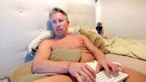 ChrisBang online show from December 2025 05:52:01 PM