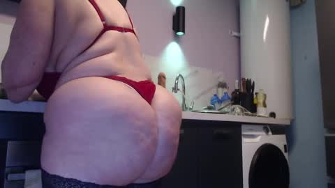 Snapshot of chwerry_b0 chatting on February 2025 10:15:01 PM Jessica online show from February 2025 10:15:01 PM