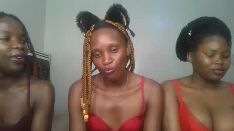 Snapshot of chyna_baibe chatting on September 2025 07:50:02 PM chyna_baibe online show from September 2025 07:50:02 PM