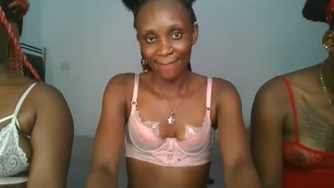 Snapshot of chyna_baibe chatting on October 2025 05:56:01 PM chyna_baibe online show from October 2025 05:56:01 PM