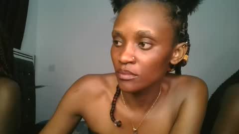Snapshot of chyna_baibe chatting on November 2025 12:56:01 AM chyna_baibe online show from November 2025 12:56:01 AM
