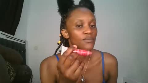Snapshot of chyna_baibe chatting on November 2025 05:36:02 PM chyna_baibe online show from November 2025 05:36:02 PM