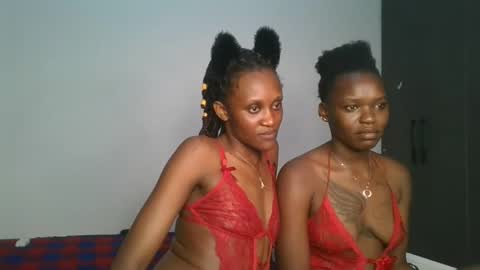 Snapshot of chyna_baibe chatting on November 2025 05:28:02 AM chyna_baibe online show from November 2025 05:28:02 AM