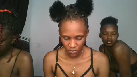 Snapshot of chyna_baibe chatting on November 2025 02:16:01 PM chyna_baibe online show from November 2025 02:16:01 PM