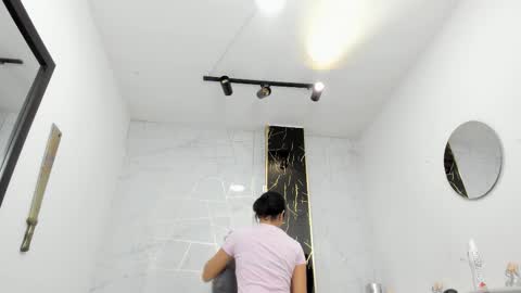 Snapshot of ciara_connor chatting on January 2026 05:01:02 AM ... ... online show from January 2026 05:01:02 AM